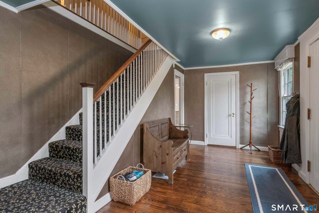 59 West Hill Drive, West Hartford, CT 06119