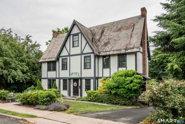 59 West Hill Drive, West Hartford, CT 06119