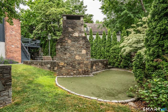 59 West Hill Drive, West Hartford, CT 06119