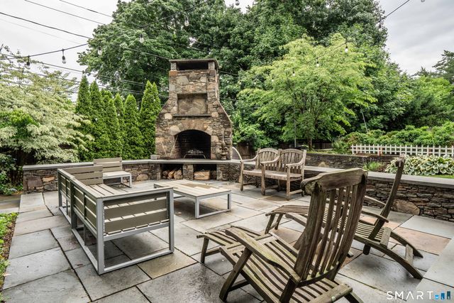59 West Hill Drive, West Hartford, CT 06119