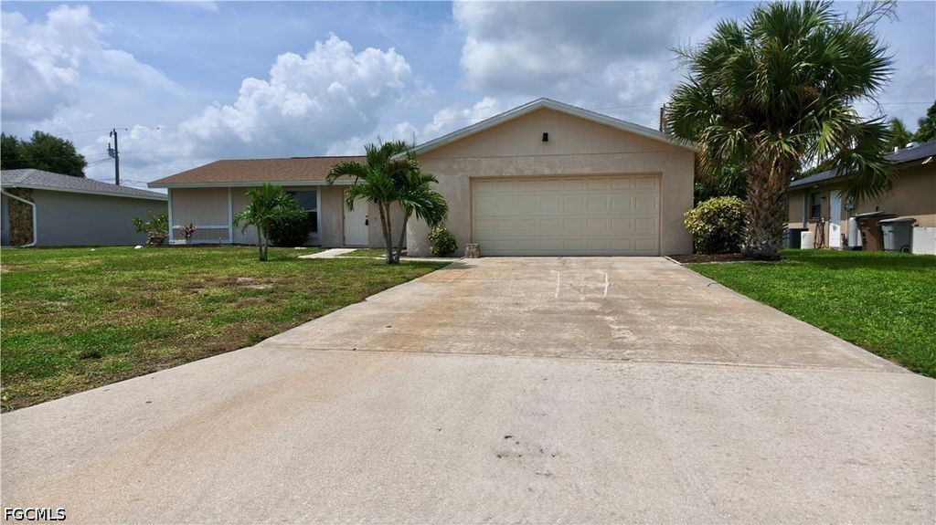 1429 SE 44th ST, Cape Coral, FL 33904