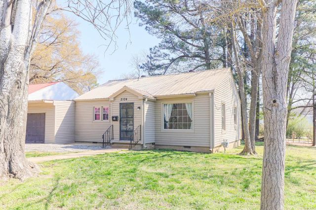 2104 Hampton, Jonesboro, AR 72401