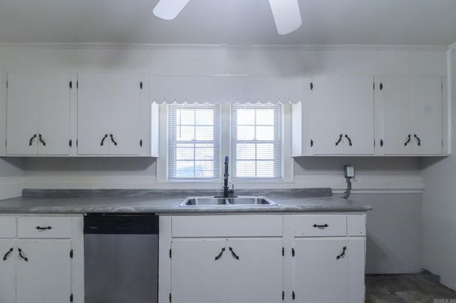 2104 Hampton, Jonesboro, AR 72401