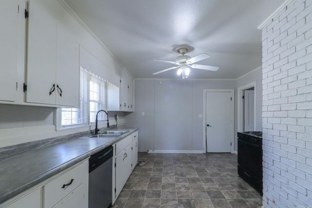 2104 Hampton, Jonesboro, AR 72401