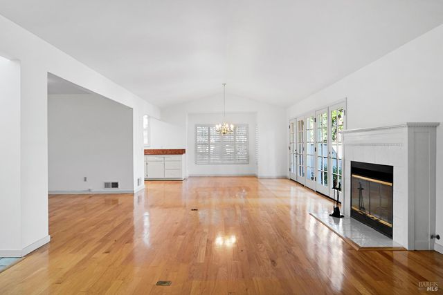 895 Princeton Dr, Sonoma, CA 95476