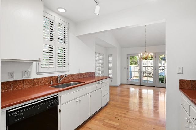 895 Princeton Dr, Sonoma, CA 95476