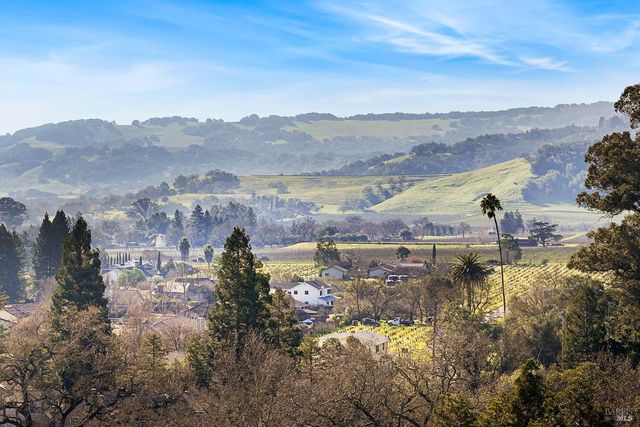 895 Princeton Dr, Sonoma, CA 95476