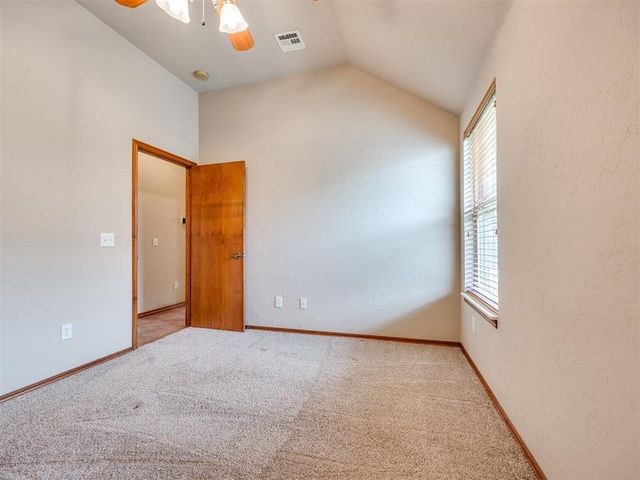 2100 SW 33rd Street, Moore, OK 73170