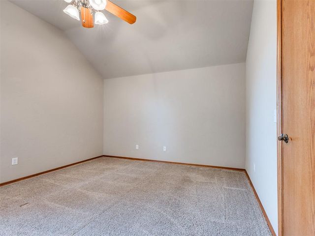 2100 SW 33rd Street, Moore, OK 73170