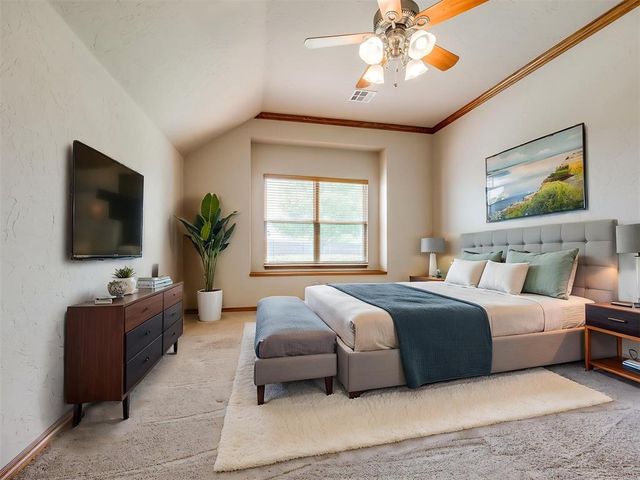 2100 SW 33rd Street, Moore, OK 73170