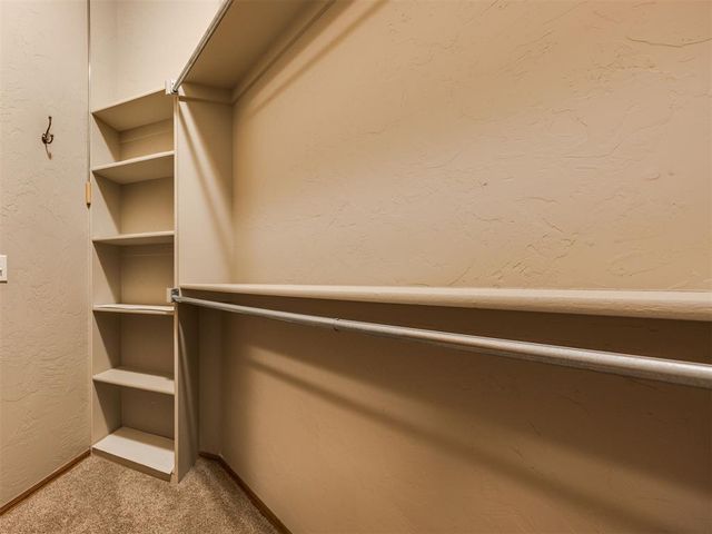 2100 SW 33rd Street, Moore, OK 73170