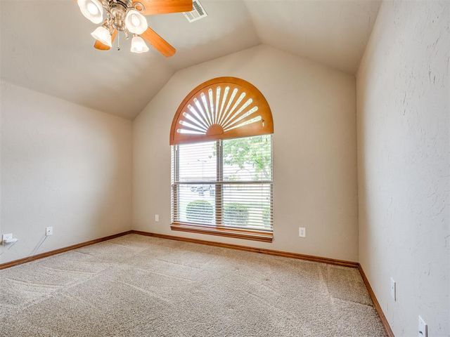 2100 SW 33rd Street, Moore, OK 73170