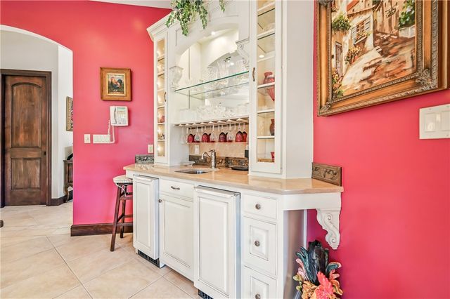 1 Grandview Dr, Shenango Twp, PA 16159