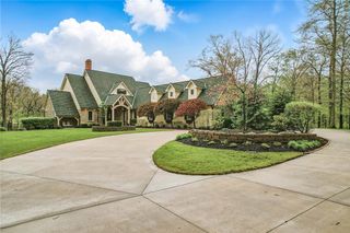 1 Grandview Dr, Shenango Twp, PA 16159