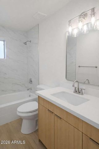 6025 E Boise Street, Mesa, AZ 85205