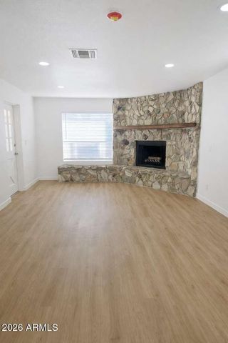 6025 E Boise Street, Mesa, AZ 85205