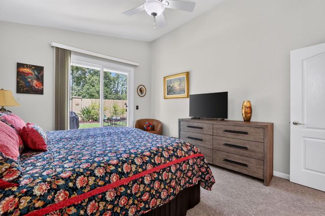 906 Rathbone Cir, Folsom, CA 95630