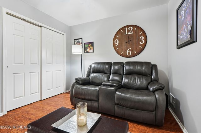 7 Dressage Court, Tinton Falls, NJ 07753