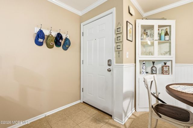 7 Dressage Court, Tinton Falls, NJ 07753