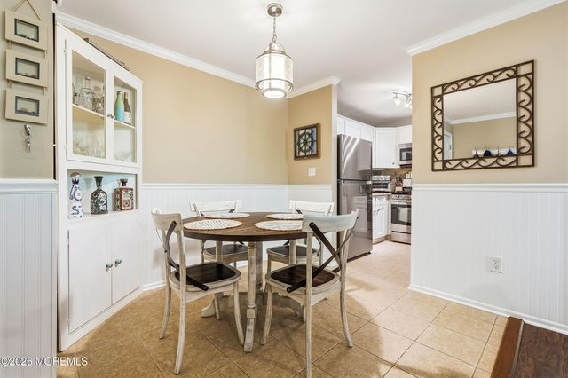 7 Dressage Court, Tinton Falls, NJ 07753