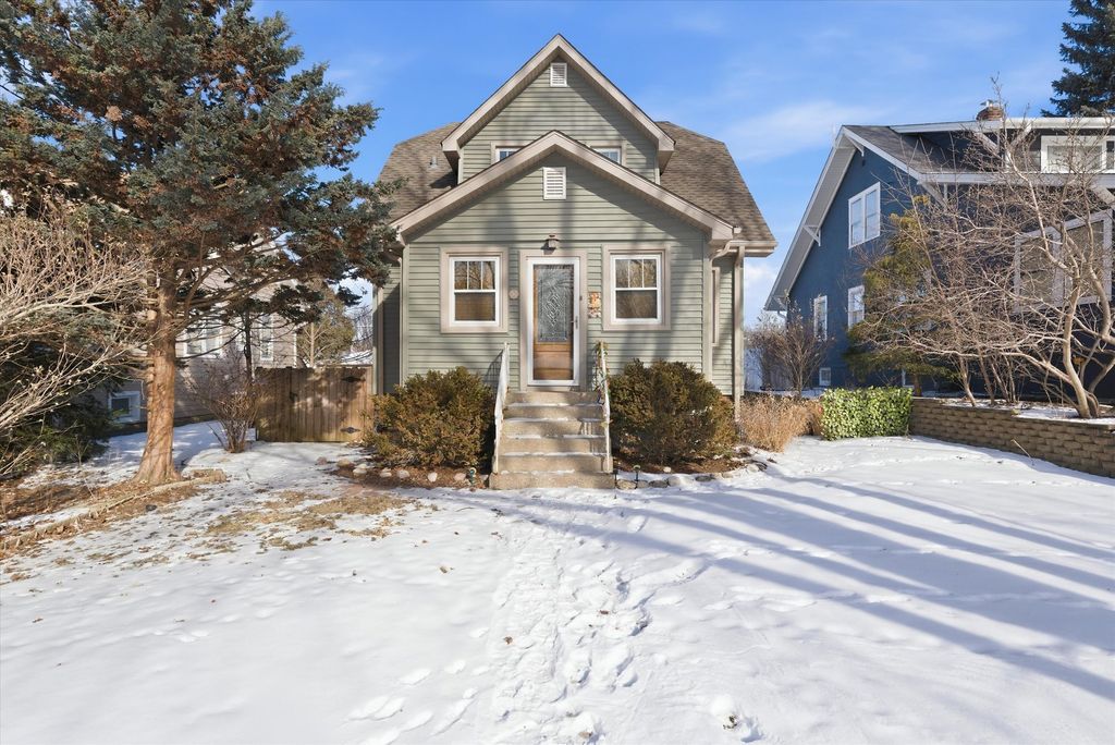 314 E Elm Street, Lombard, IL 60148