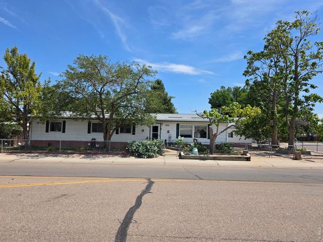 1057 Glen Creighton Dr, Dacono, CO 80514