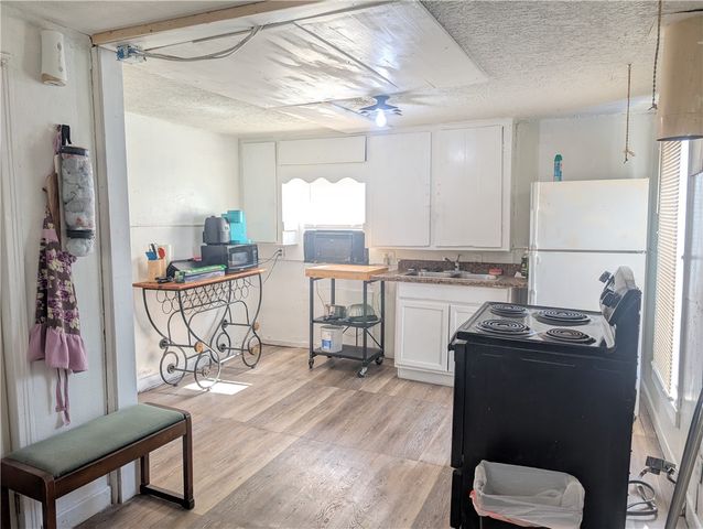 3906 Baldwin Blvd, Corpus Christi, TX 78405