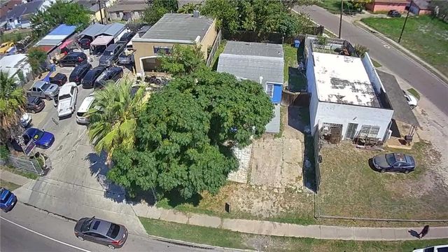 3906 Baldwin Blvd, Corpus Christi, TX 78405