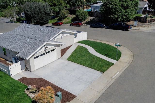 1217 Juliette Place, Fallbrook, CA 92028