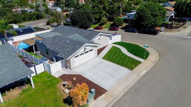 1217 Juliette Place, Fallbrook, CA 92028