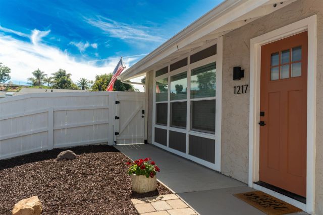 1217 Juliette Place, Fallbrook, CA 92028