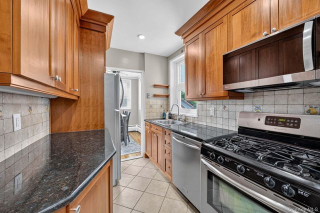290 Atlantic Ave 225, East Rockaway, NY 11518