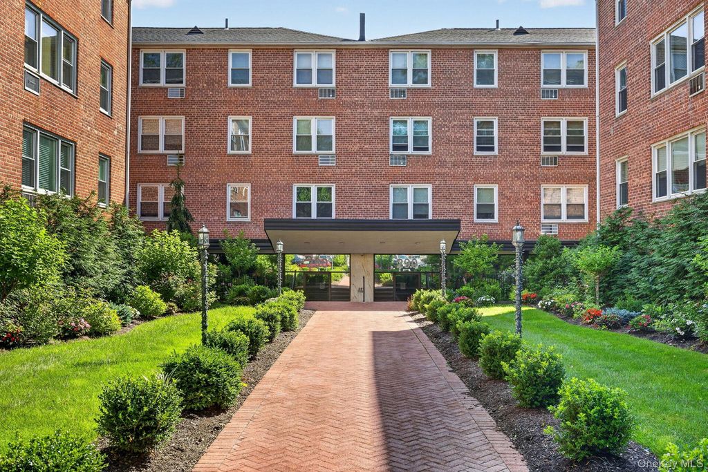 290 Atlantic Ave 225, East Rockaway, NY 11518 — photo 2