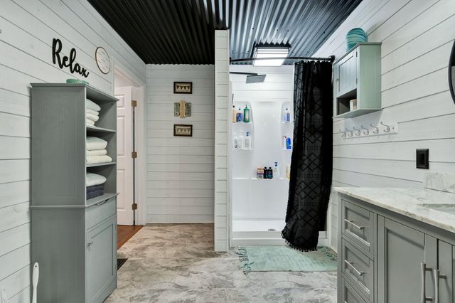 1063 Mt Carmel Road, Decatur, TN 37322