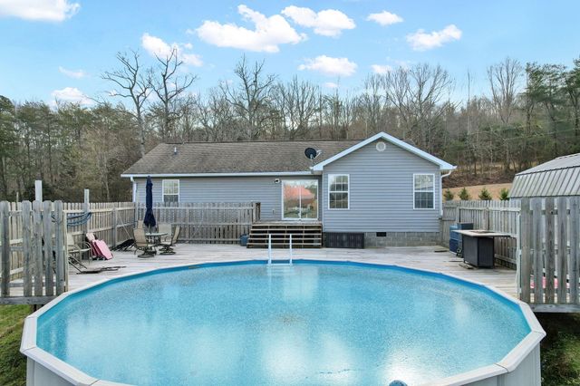 1063 Mt Carmel Road, Decatur, TN 37322
