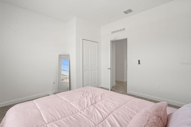 5256 DAGENHAM DRIVE, Davenport, FL 33837