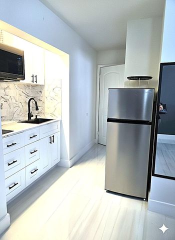 1832 Rodman St 1-2, Hollywood, FL 33020