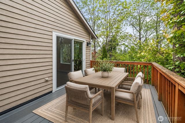23120 SE 246th Place, Maple Valley, WA 98038