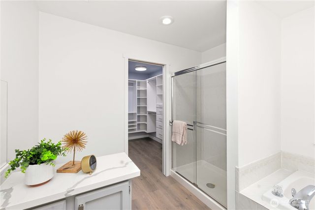 23120 SE 246th Place, Maple Valley, WA 98038