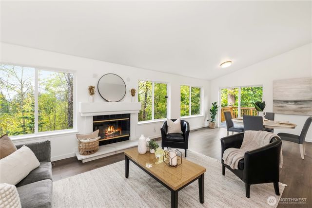 23120 SE 246th Place, Maple Valley, WA 98038