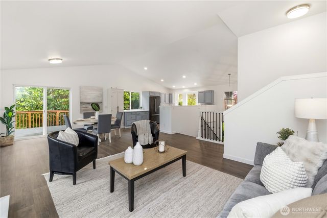 23120 SE 246th Place, Maple Valley, WA 98038