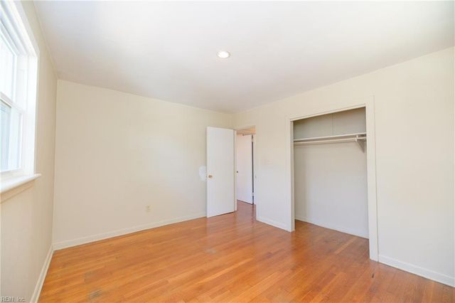 4107 Hazelwood RD, Hampton, VA 23666