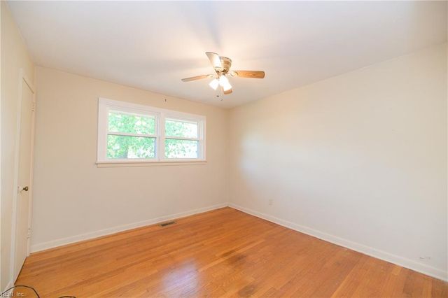 4107 Hazelwood RD, Hampton, VA 23666