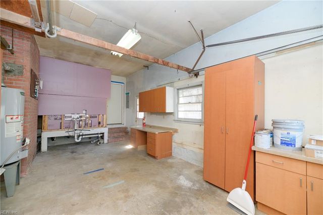 4107 Hazelwood RD, Hampton, VA 23666