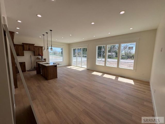 388 Wind River Circle, Shelley, ID 83274