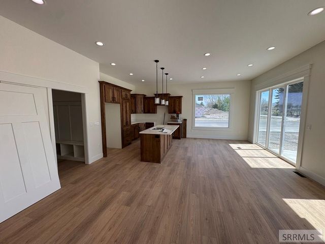 388 Wind River Circle, Shelley, ID 83274