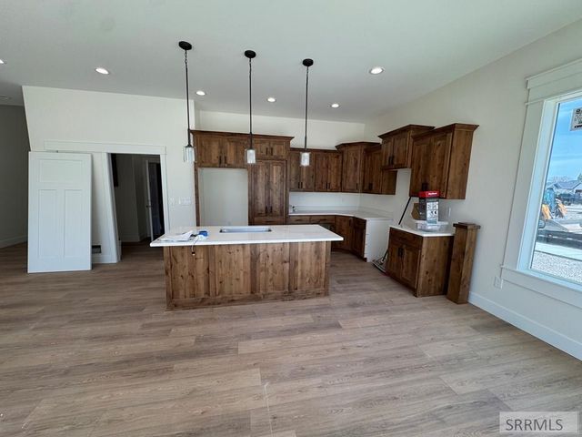 388 Wind River Circle, Shelley, ID 83274