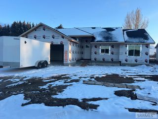 388 Wind River Circle, Shelley, ID 83274