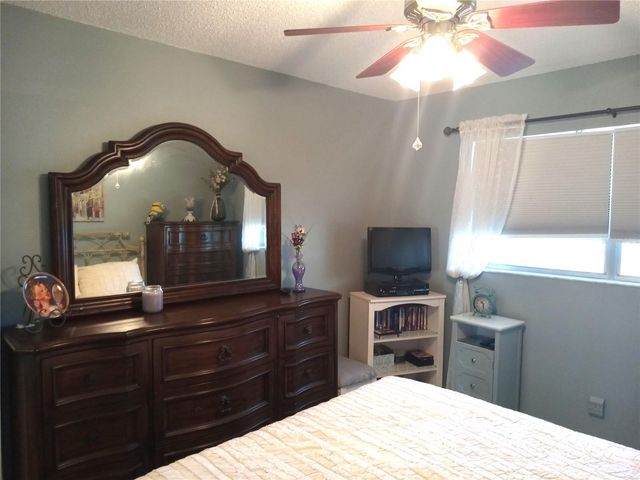 2459 FRANCISCAN DRIVE 37, Clearwater, FL 33763