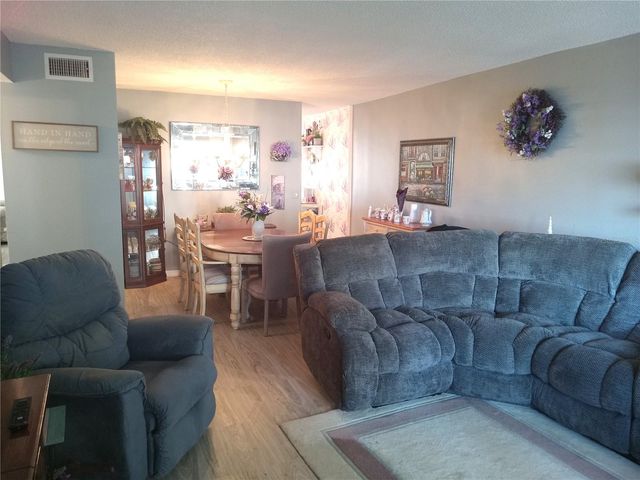 2459 FRANCISCAN DRIVE 37, Clearwater, FL 33763